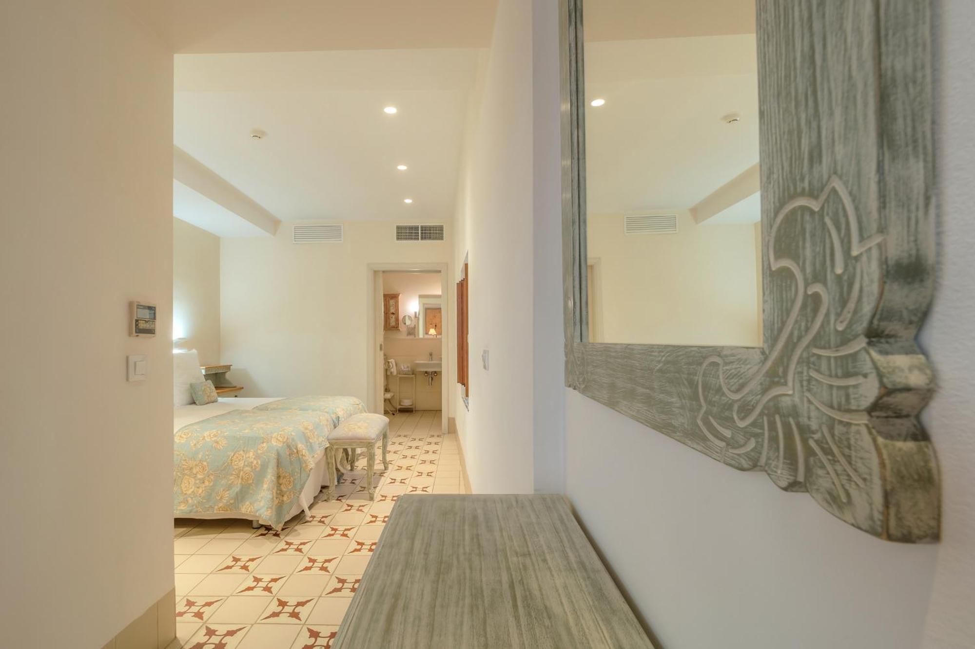 Apartasuites Alberca Deluxe Cordoba Ngoại thất bức ảnh
